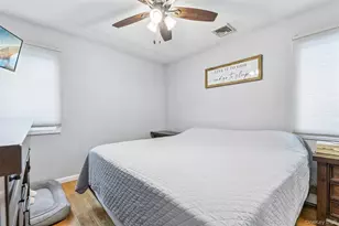 23 Middle Dr, Huntington, NY 11743 - Photo 26