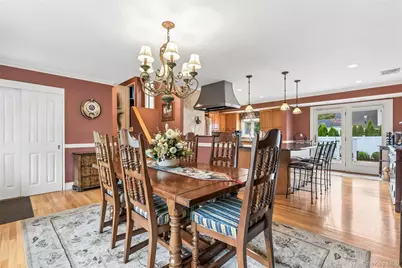 23 Middle Drive, Huntington, NY 11743 - Photo 4