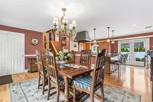 23 Middle Dr, Huntington, NY 11743 - Photo 4