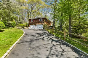 31 Sunset Dr, Huntington, NY 11743 - Photo 38