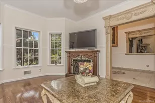 21 Chauncey Pl, Woodbury, NY 11797 - Photo 8