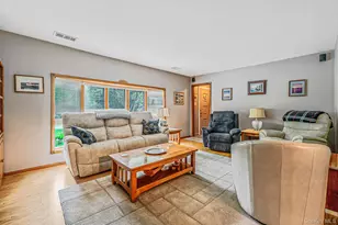 22 Beacon Dr, Sound Beach, NY 11789 - Photo 6