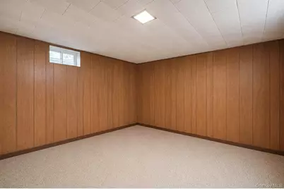 22 Beacon Drive, Sound Beach, NY 11789 - Photo 28