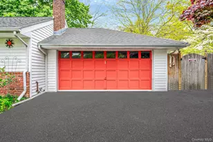 22 Beacon Dr, Sound Beach, NY 11789 - Photo 4