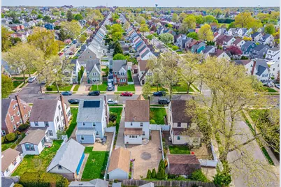 282 Houston Avenue, Mineola, NY 11501 - Photo 38