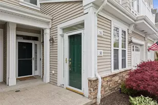 58 Symphony Dr, Lake Grove, NY 11755 - Photo 2
