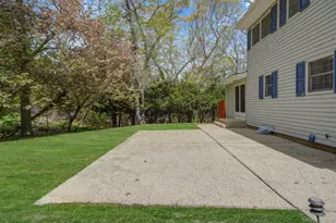 214 Landing Ave, Smithtown, NY 11787 - Photo 6