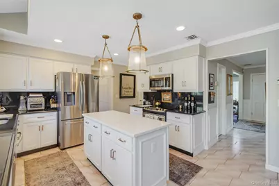 10 Mink Lane, East Setauket, NY 11733 - Photo 28