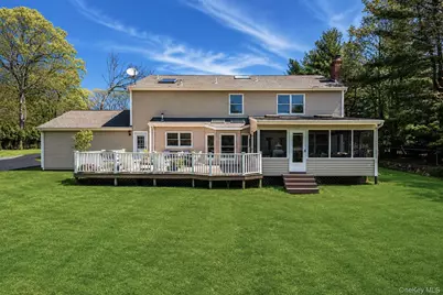 10 Mink Lane, East Setauket, NY 11733 - Photo 8