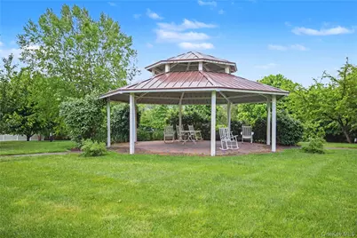 541 Regency Drive, Fishkill, NY 12524 - Photo 32