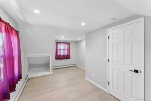 646 Benris Ave, Franklin Square, NY 11010 - Photo 8