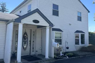 1 Hamlet Rd, Levittown, NY 11756 - Photo 2