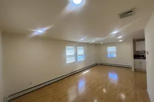 1 Hamlet Rd, Levittown, NY 11756 - Photo 16