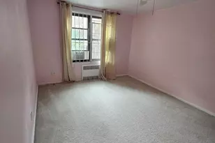 63-84 Saunders St, Rego Park, NY 11374 - Photo 20