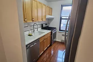 63-84 Saunders St, Rego Park, NY 11374 - Photo 2