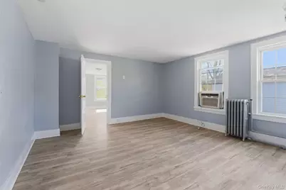 22 E Broome Street, Port Jervis, NY 12771 - Photo 12