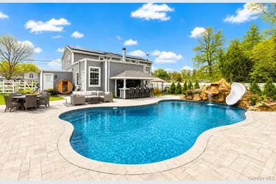 14 Michalis Court, West Islip, NY 11795 - Photo 22