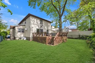 7906 214th Street, Oakland Gardens, NY 11364 - Photo 20