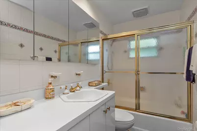 37 Rose Lane, East Rockaway, NY 11518 - Photo 14