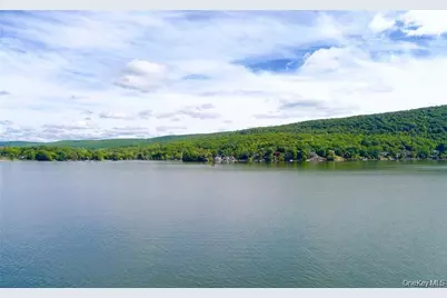590 Jersey Avenue, Greenwood Lake, NY 10925 - Photo 8