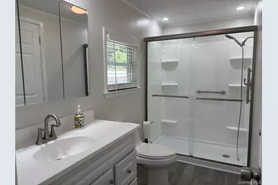 101 West Lane #20B Witt Lane, Riverhead, NY 11901 - Photo 14