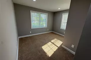 7 E Lakeland St, Bay Shore, NY 11706 - Photo 8