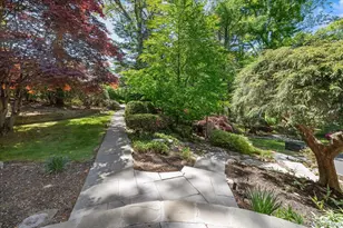 55 Rolling Hill Ln, Old Westbury, NY 11568 - Photo 40