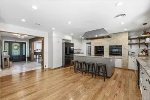 55 Rolling Hill Ln, Old Westbury, NY 11568 - Photo 12