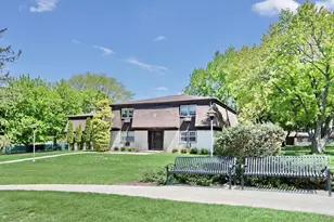 8 Church Ln, Valley Cottage, NY 10989 - Photo 2