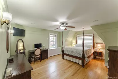 2258 2nd Street, East Meadow, NY 11554 - Photo 16