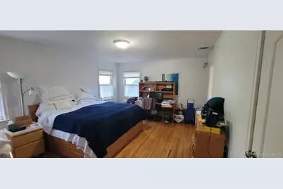 15 Somerset Drive S, Great Neck, NY 11020 - Photo 14
