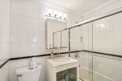 17-85 215th Street #14D, Bayside, NY 11360 - Photo 20