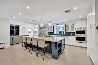 105 Everit Avenue, Hewlett, NY 11557 - Photo 2