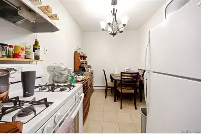 193 Kearney Avenue, Bronx, NY 10465 - Photo 6