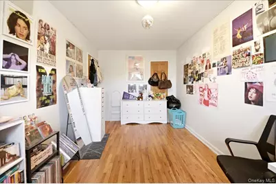 193 Kearney Avenue, Bronx, NY 10465 - Photo 10