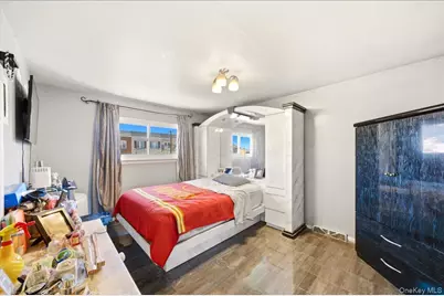 193 Kearney Avenue, Bronx, NY 10465 - Photo 12