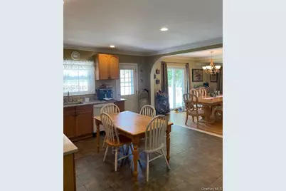1790 Parmly Road, Mohegan Lake, NY 10547 - Photo 10