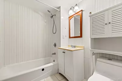 3519 Leavitt Street #4B, Flushing, NY 11354 - Photo 16