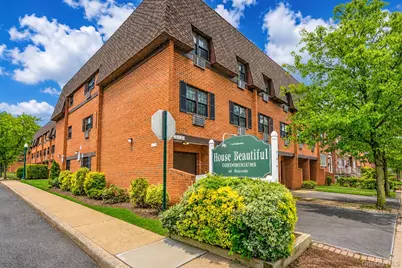 220-80 64th Avenue #203, Bayside, NY 11364 - Photo 2