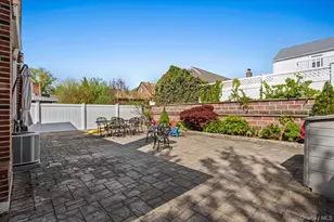 14-85 166th St, Whitestone, NY 11357 - Photo 20
