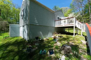 21 Van Dam Rd, Hyde Park, NY 12538 - Photo 2