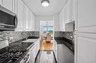 4555 Henry Hudson Pkwy, Bronx, NY 10471 - Photo 6