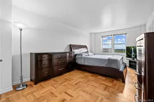 4555 Henry Hudson Pkwy, Bronx, NY 10471 - Photo 8