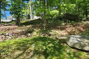 1670 Mogul Dr, Mohegan Lake, NY 10547 - Photo 38