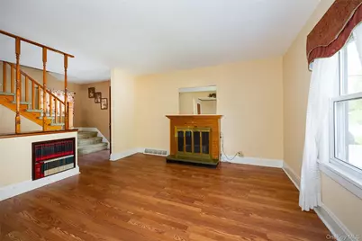 6 Irving Avenue, Poughkeepsie, NY 12601 - Photo 6