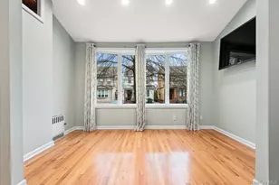 89-21 Aubrey Ave, Glendale, NY 11385 - Photo 18