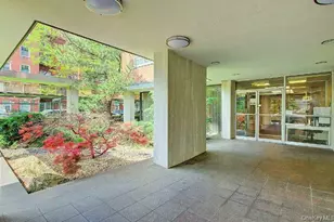 70-31 108th St, Forest Hills, NY 11375 - Photo 20