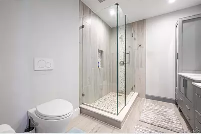 630 Wall St, West Hempstead, NY 11552 - Photo 22