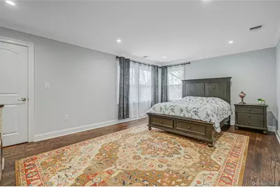 630 Wall St, West Hempstead, NY 11552 - Photo 12