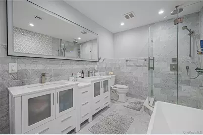630 Wall St, West Hempstead, NY 11552 - Photo 18